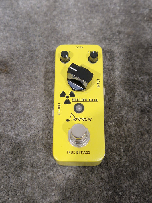Donner Yellow Fall - Analog Delay Pedal - Excellent w/ Original Box