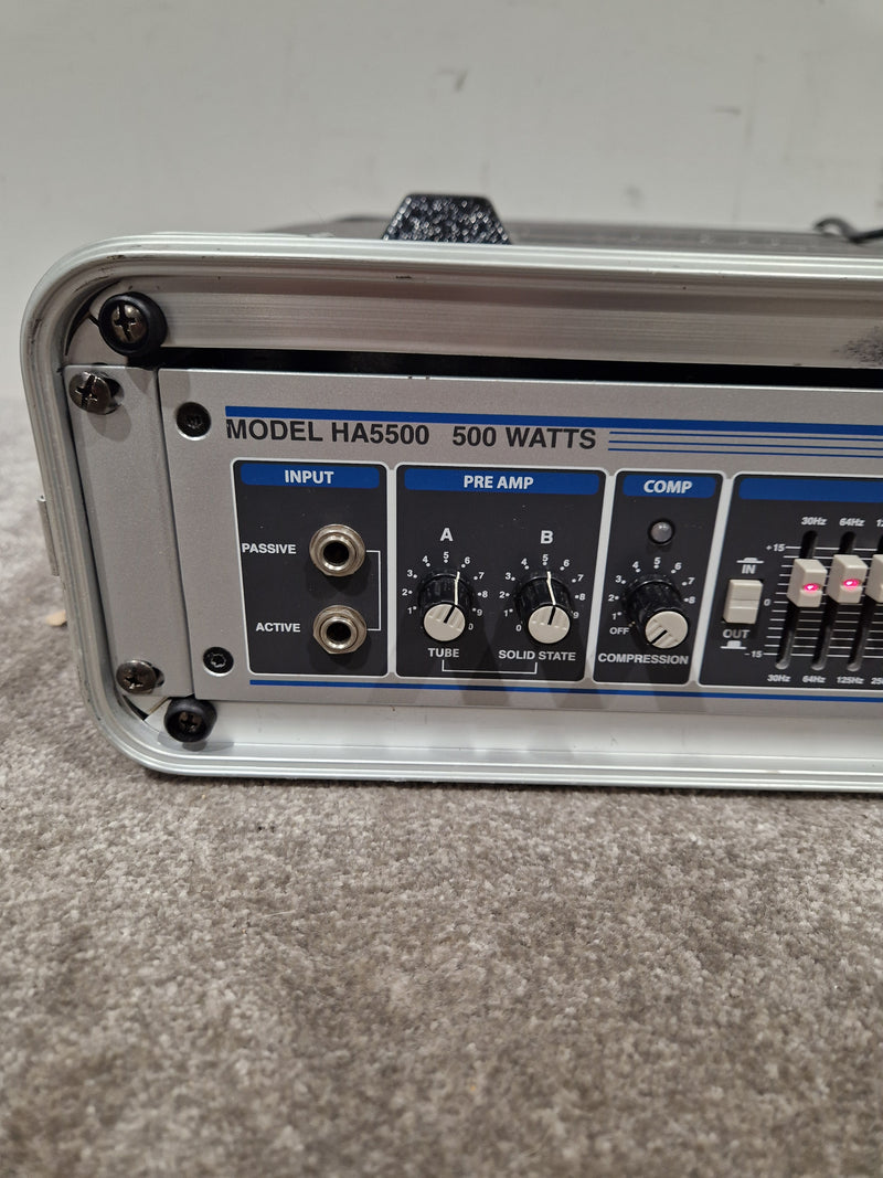Hartke HA 5500 - 500W Bass Amplifier - Excellent w/ Hard Case - Image 9