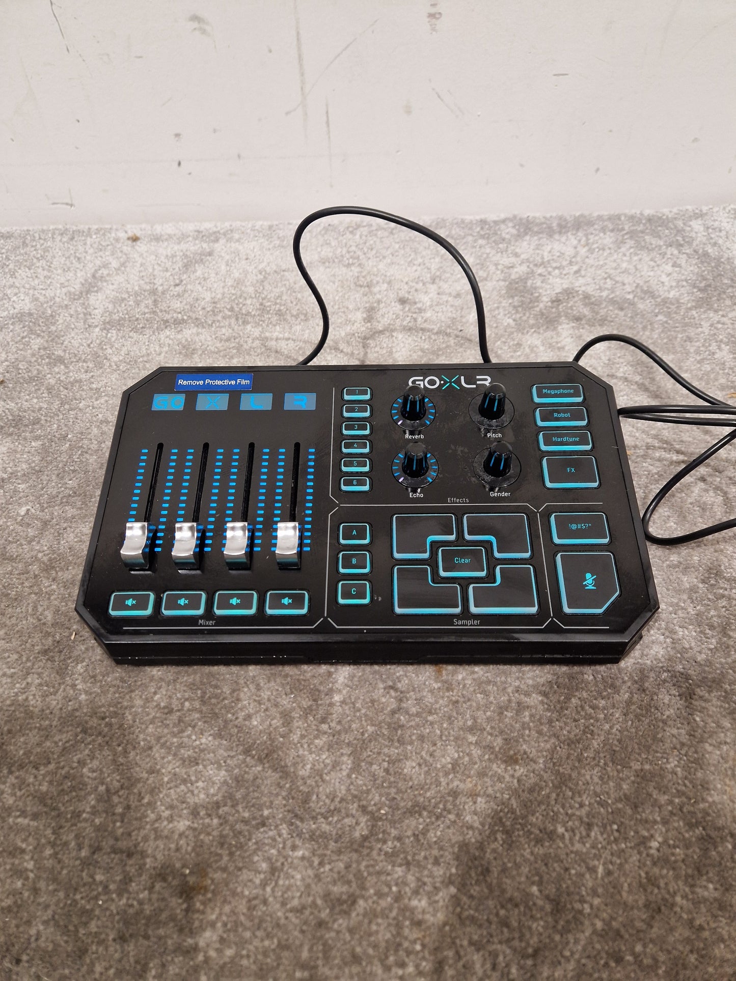 TC Helicon GoXLR - Multi-Channel Audio Interface - Excellent w/ Original Box & Power Supply