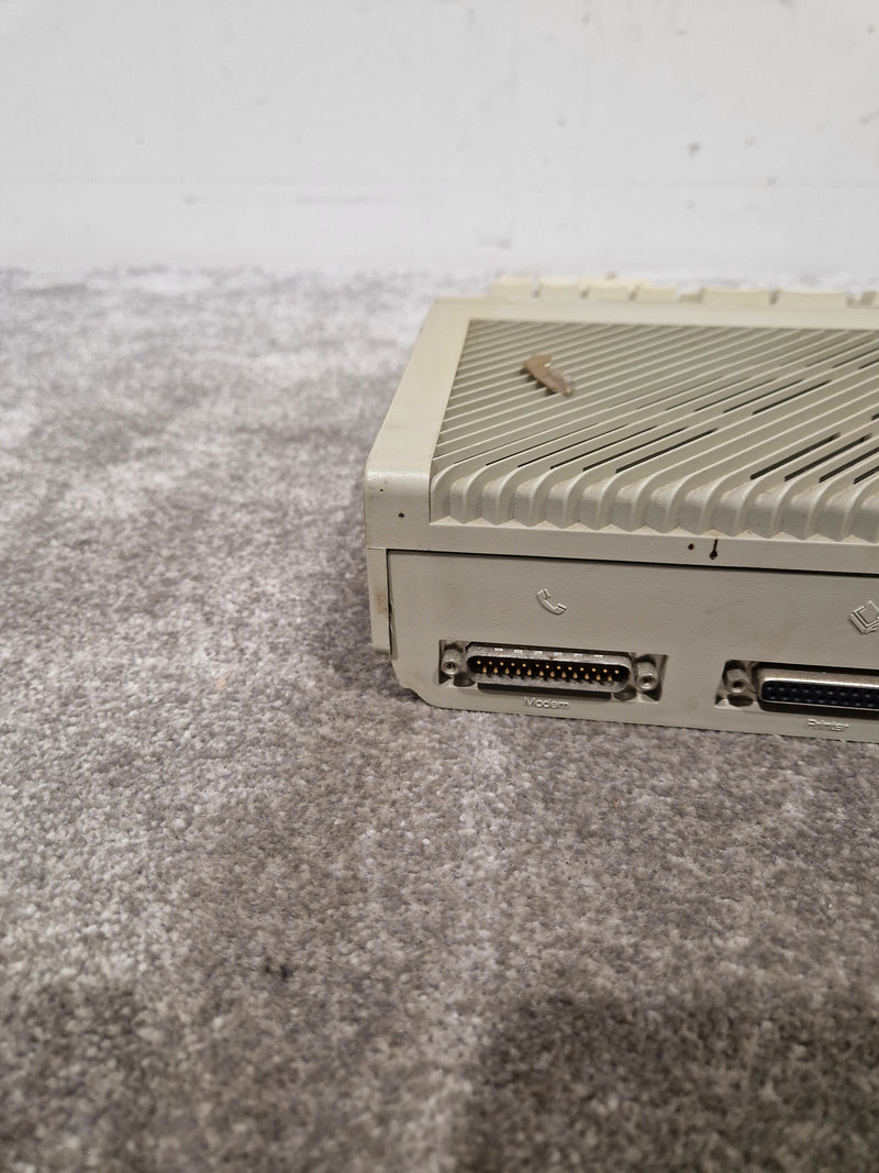 Atari 1040STE - Vintage Home Computer - Spares or Repair - Image 13