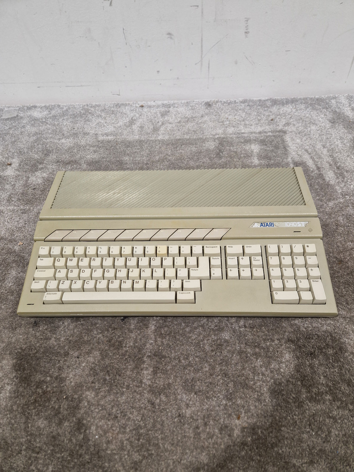 Atari 1040STFM - Classic Home Computer - Spares or Repair