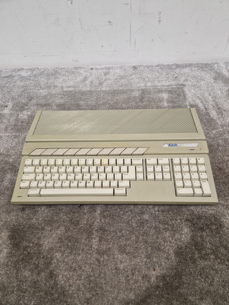 Atari 1040STFM - Classic Home Computer - Spares or Repair - Image 1