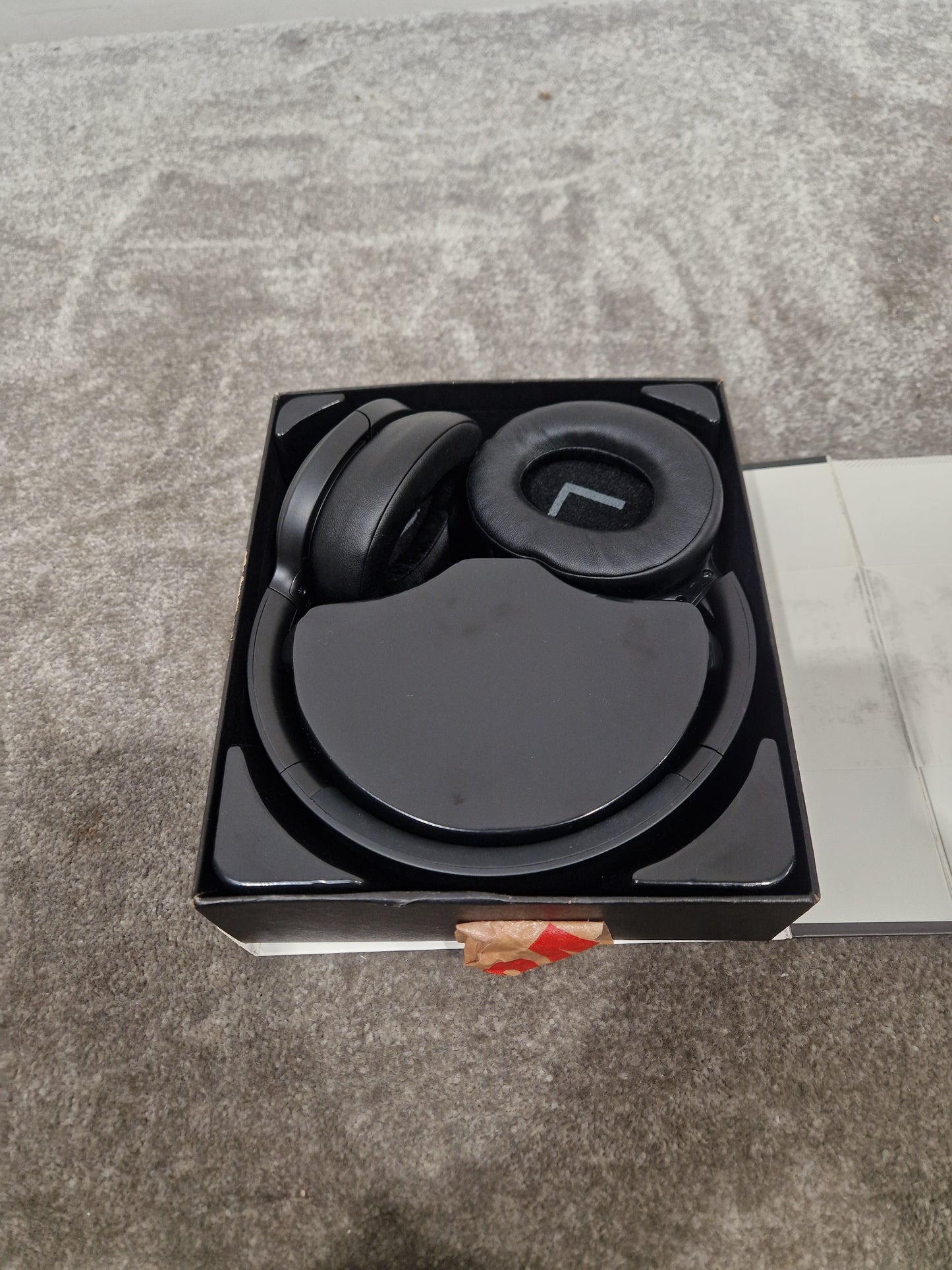 ANC P3965 Headset - Noise-Canceling Over-Ear - Spares or Repair w/ Original Box