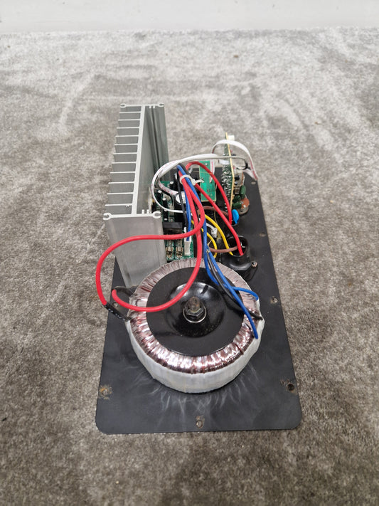 QTX 170.755uk Speaker Motherboard - Precision Audio Control - Excellent