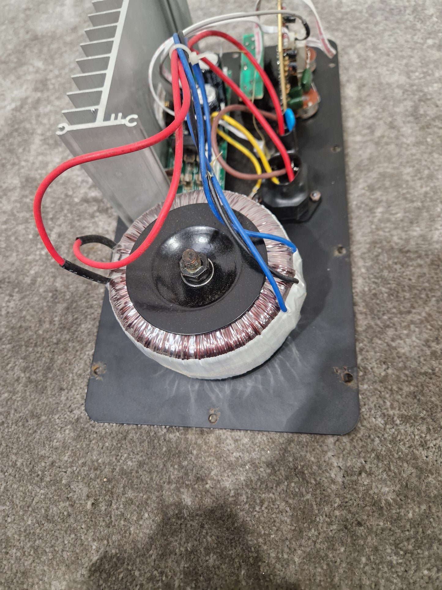 QTX 170.755uk Speaker Motherboard - Precision Audio Control - Excellent