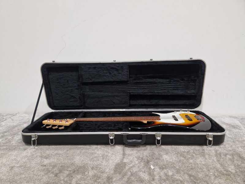 Peavey Milestone 3 Made IN Vietnam - Versatile Bass Guitar - Excellent w/ Hard Case & Full set up - Image 15