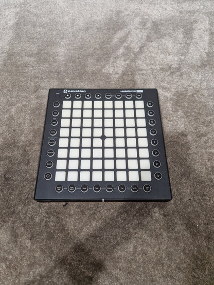 Novation Launchpad Pro - MIDI Grid Controller - Excellent w/ Power Supply