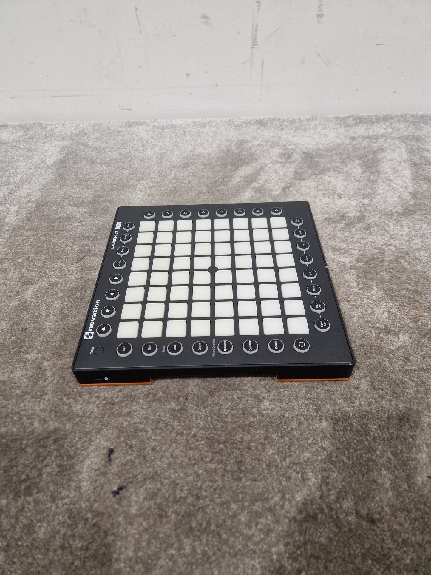 Novation Launchpad Pro - MIDI Grid Controller - Excellent w/ Power Supply