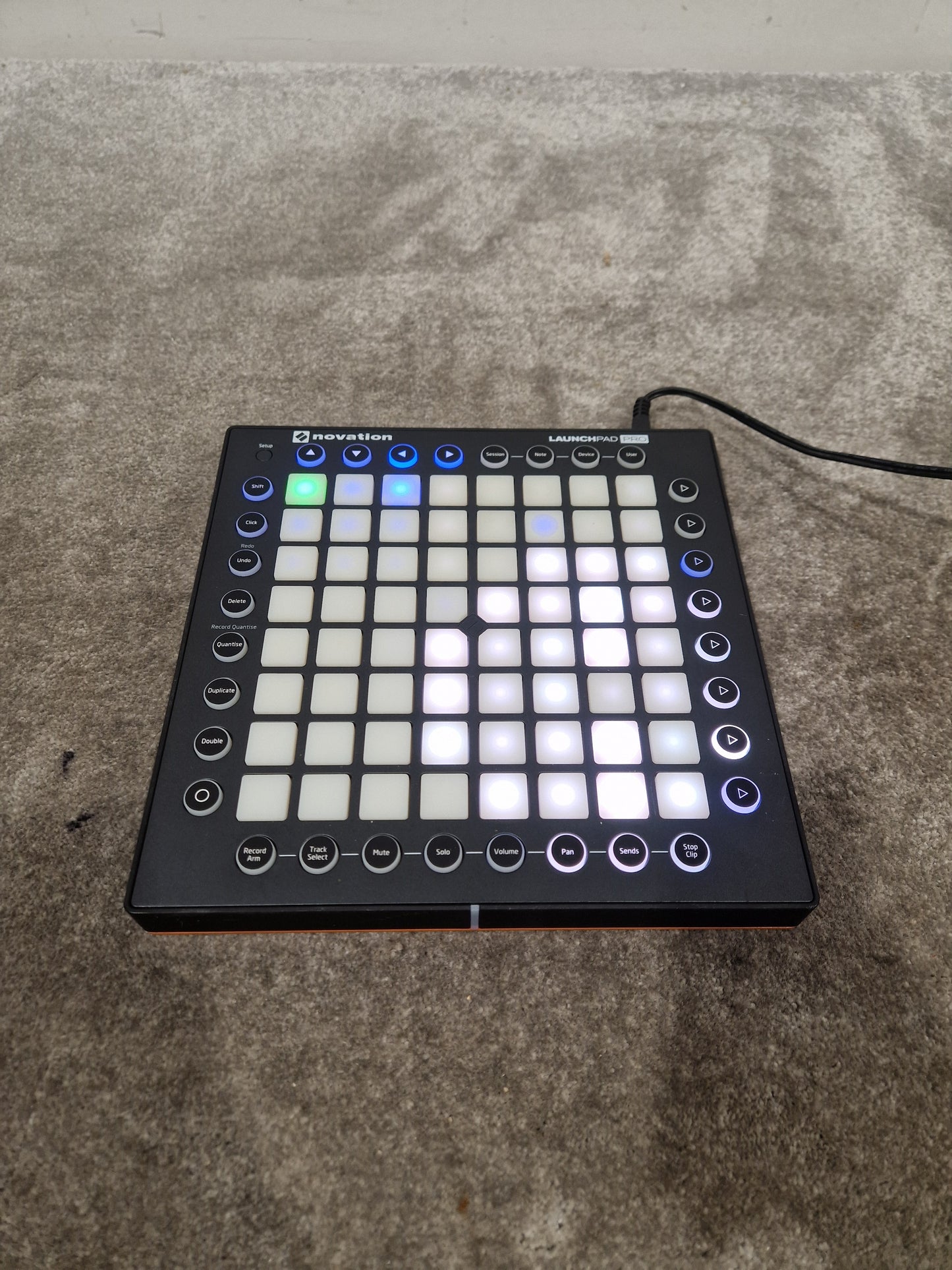 Novation Launchpad Pro - MIDI Grid Controller - Excellent w/ Power Supply