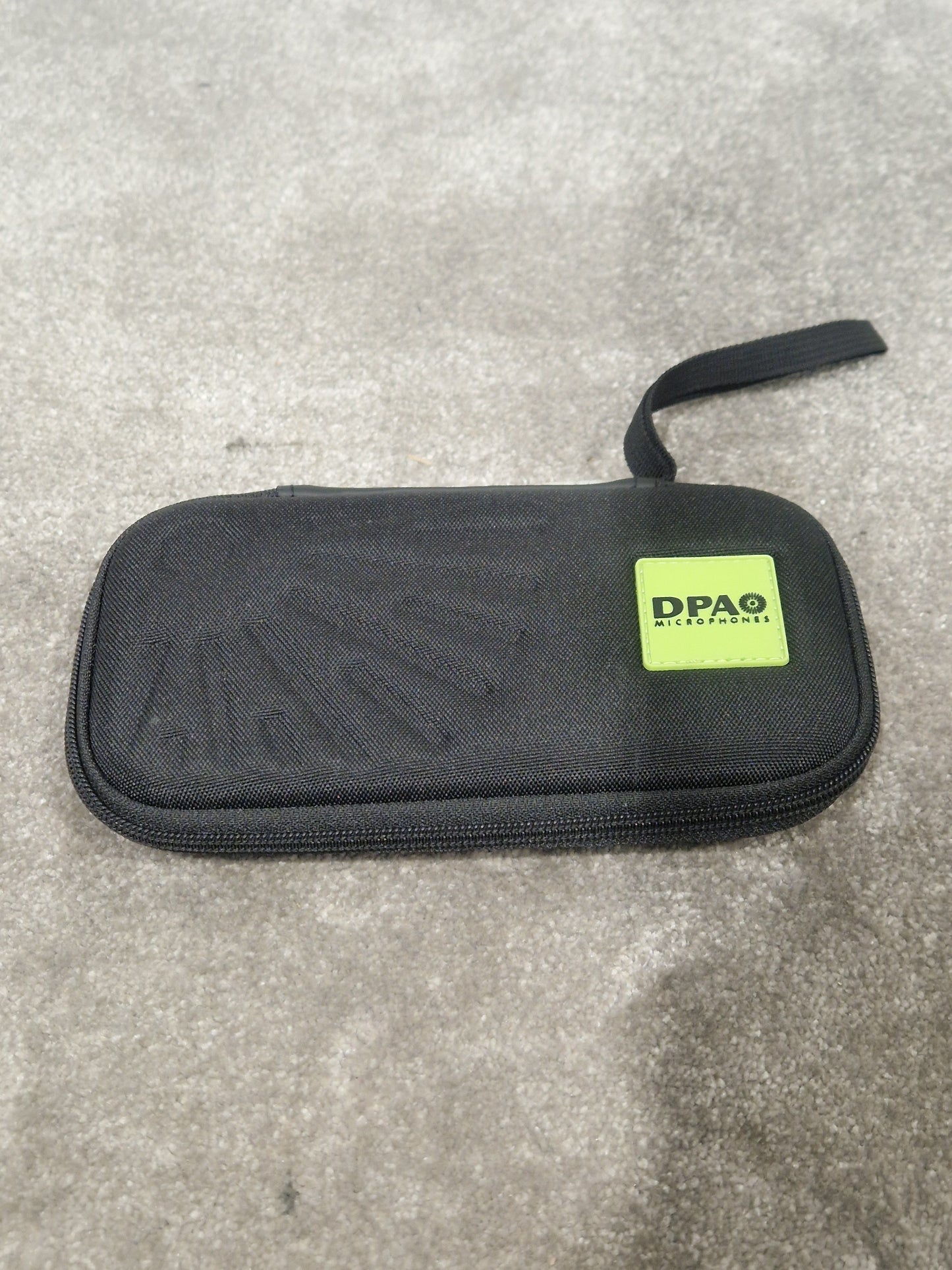 DPA Microphone 4466 - Headset Mic - Excellent w/ Soft Case