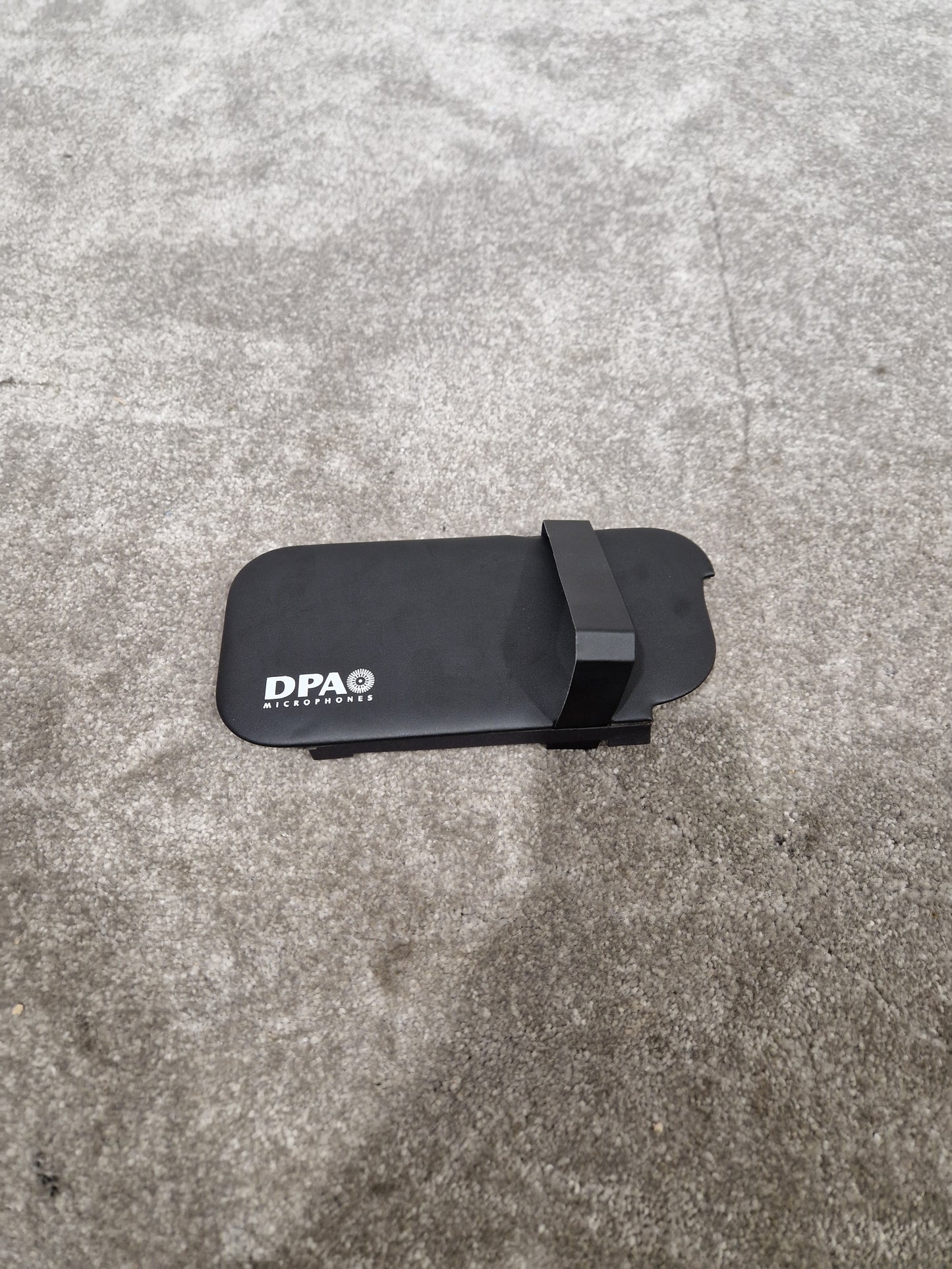 DPA Microphone 4466 - Headset Mic - Excellent w/ Soft Case