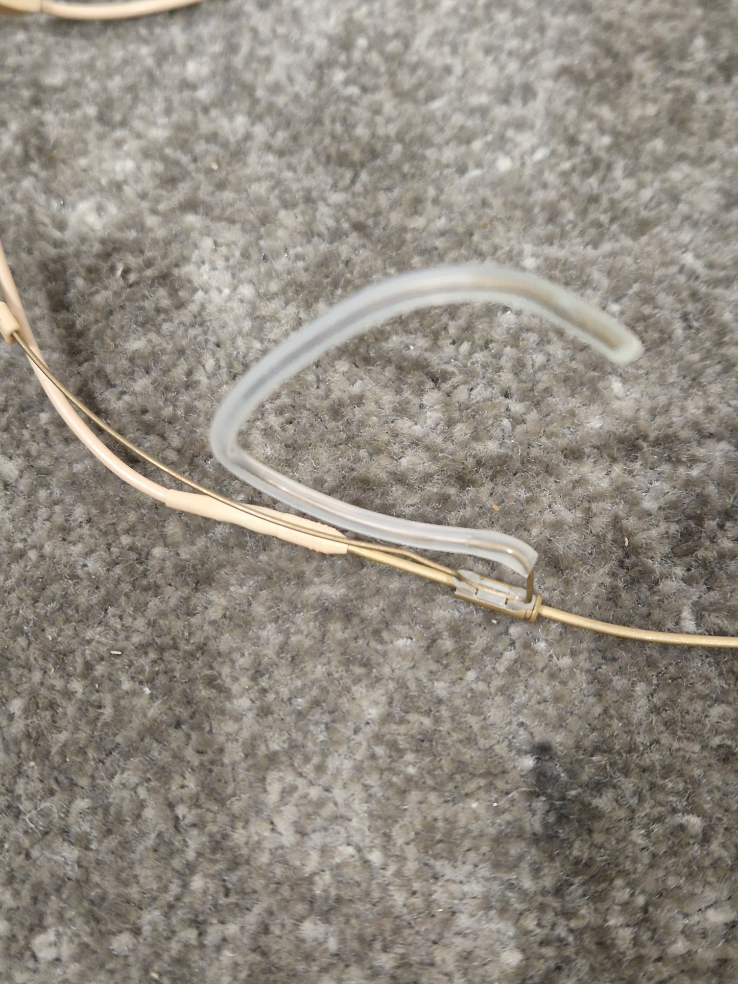 DPA Microphone 4466 - Headset Mic - Excellent w/ Soft Case