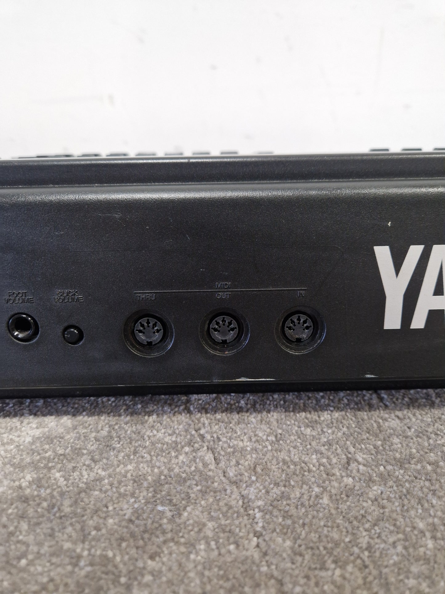 YAMAHA SY85 - Advanced Music Workstation - Fair w/ Power Supply