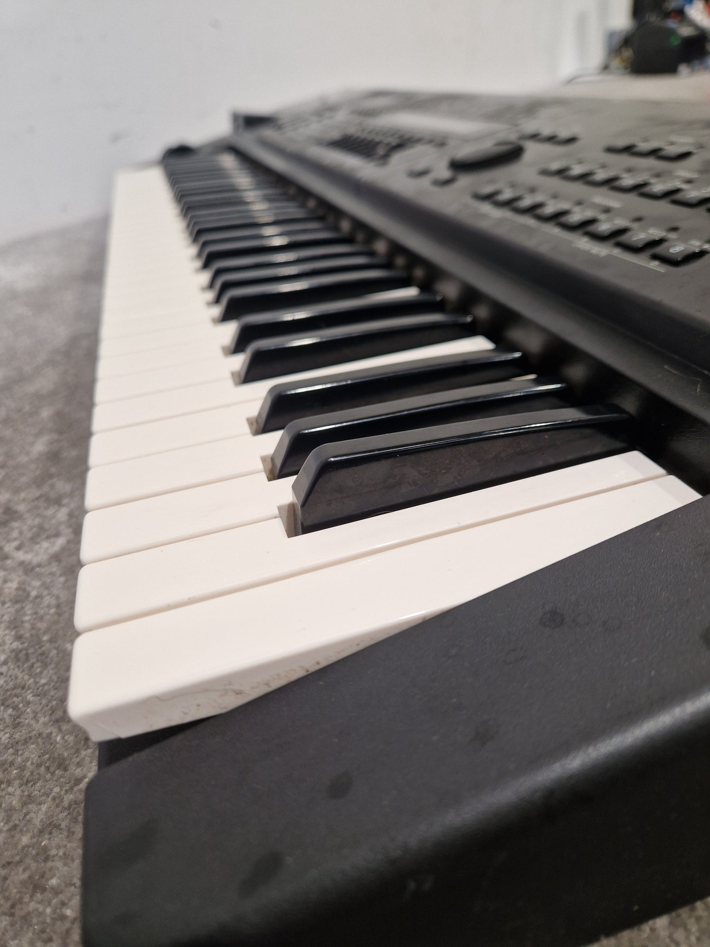 YAMAHA SY85 - Advanced Music Workstation - Fair w/ Power Supply