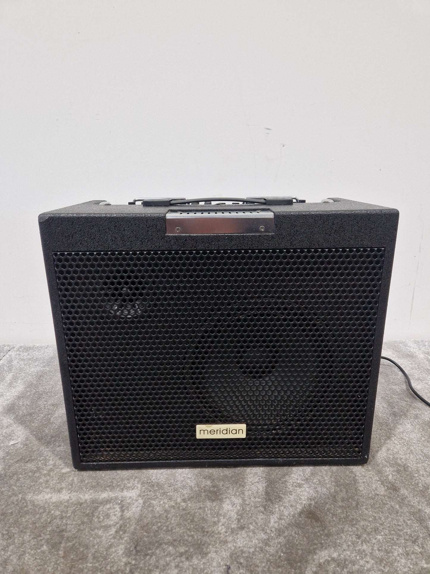 Meridian DKA1050 50WATT Multifunctional Amplifier - Versatile Audio Solution - Excellent w/ Power Supply