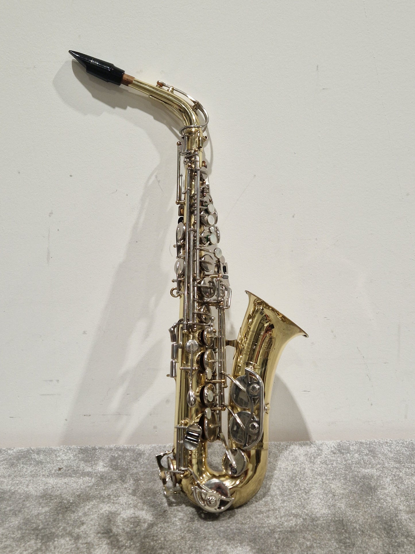 Bundy 2 1190556 USA Saxophone - Student Model - Excellent w/ Hard Case