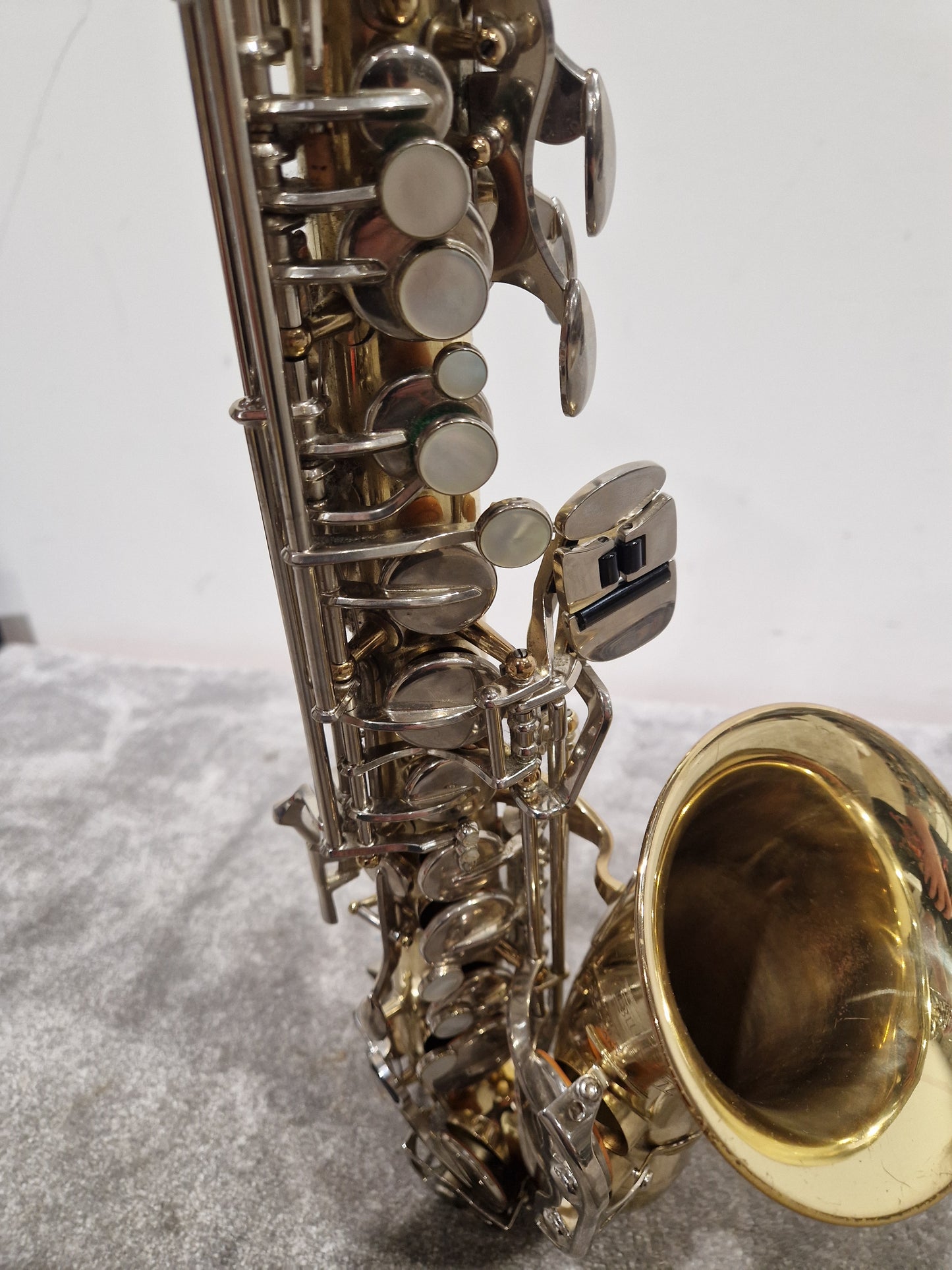 Bundy 2 1190556 USA Saxophone - Student Model - Excellent w/ Hard Case
