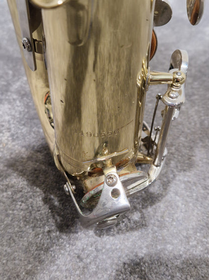 Bundy 2 1190556 USA Saxophone - Student Model - Excellent w/ Hard Case