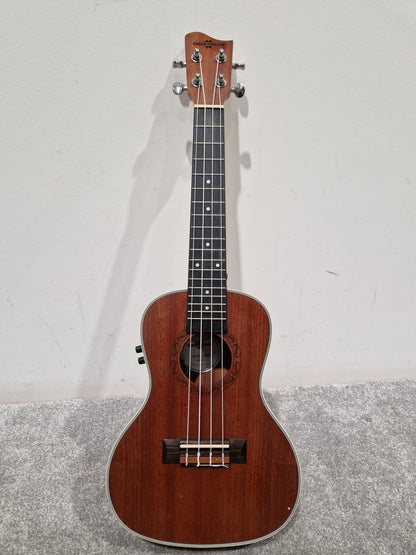GEAR4MUSIC UK-SAP-CONE Electro-Acoustic Ukulele - Cutaway Design - Excellent