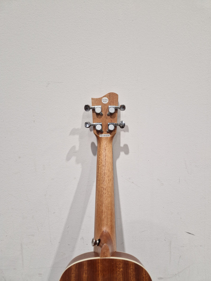 GEAR4MUSIC UK-SAP-CONE Electro-Acoustic Ukulele - Cutaway Design - Excellent - Image 5