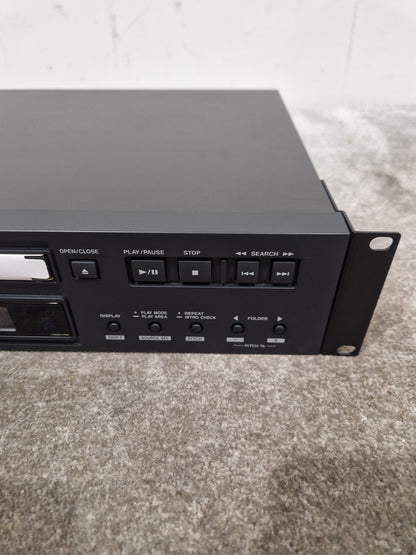 Tascam CD-200BT - Bluetooth CD Player - Excellent w/ Original Box & Power Supply