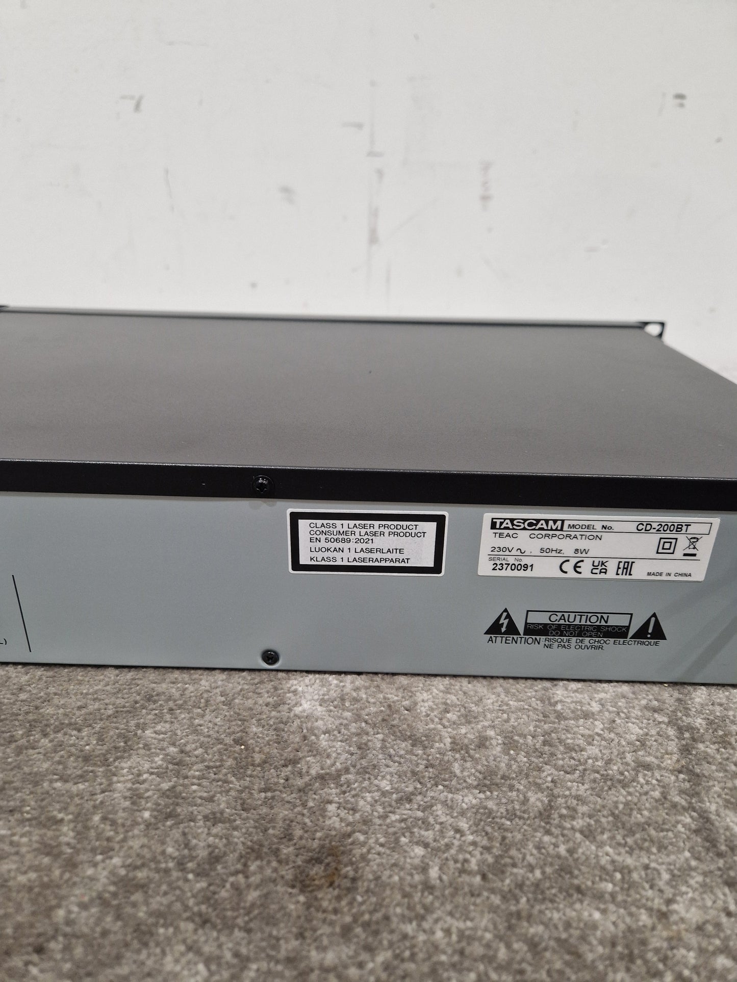 Tascam CD-200BT - Bluetooth CD Player - Excellent w/ Original Box & Power Supply