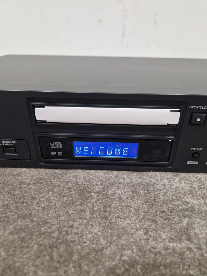 Tascam CD-200BT - Bluetooth CD Player - Excellent w/ Original Box & Power Supply - Image 3