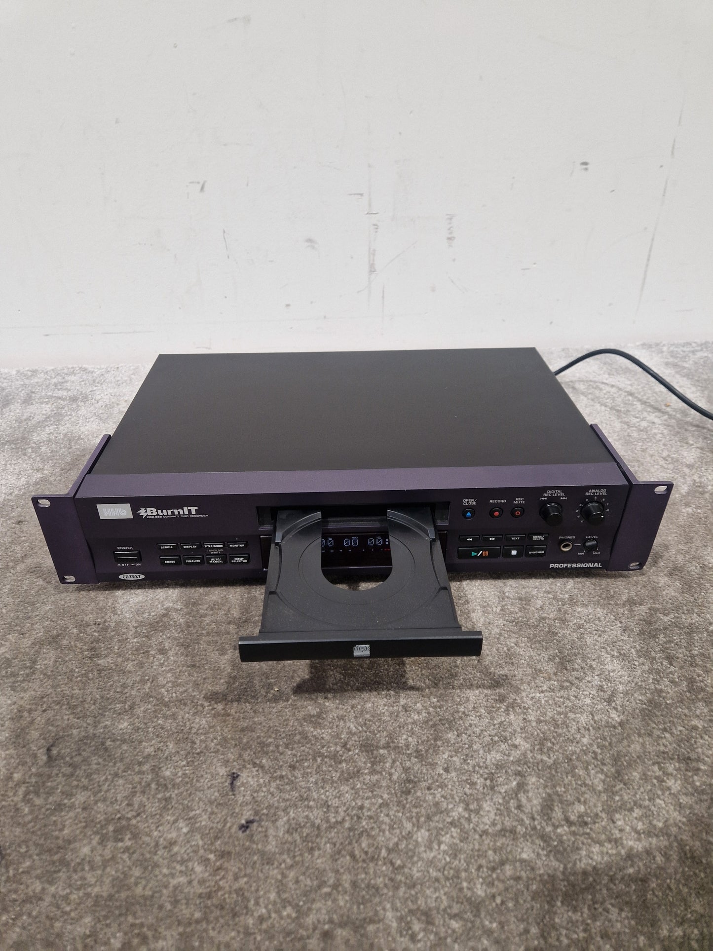 HHB BurnIT CDR-830 - Professional CD Recorder - Excellent w/ Power Supply, Manual & Remote
