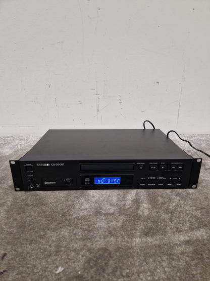Tascam CD-200BT - Bluetooth CD Player - Excellent w/ Remote