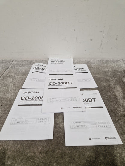 Tascam CD-200BT - Bluetooth CD Player - Excellent w/ Remote