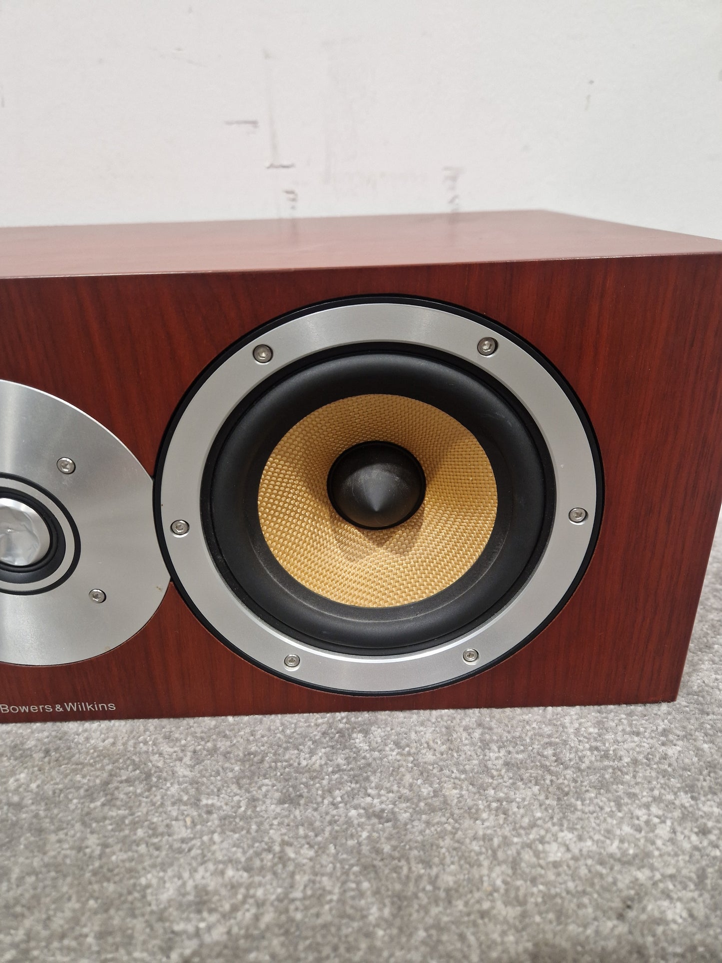 B&W Centre Channel Speaker 120w/80047906 - Premium Sound Quality - Excellent