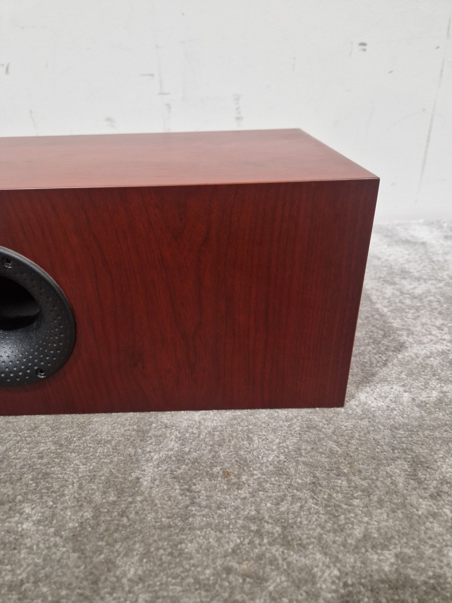 B&W Centre Channel Speaker 120w/80047906 - Premium Sound Quality - Excellent