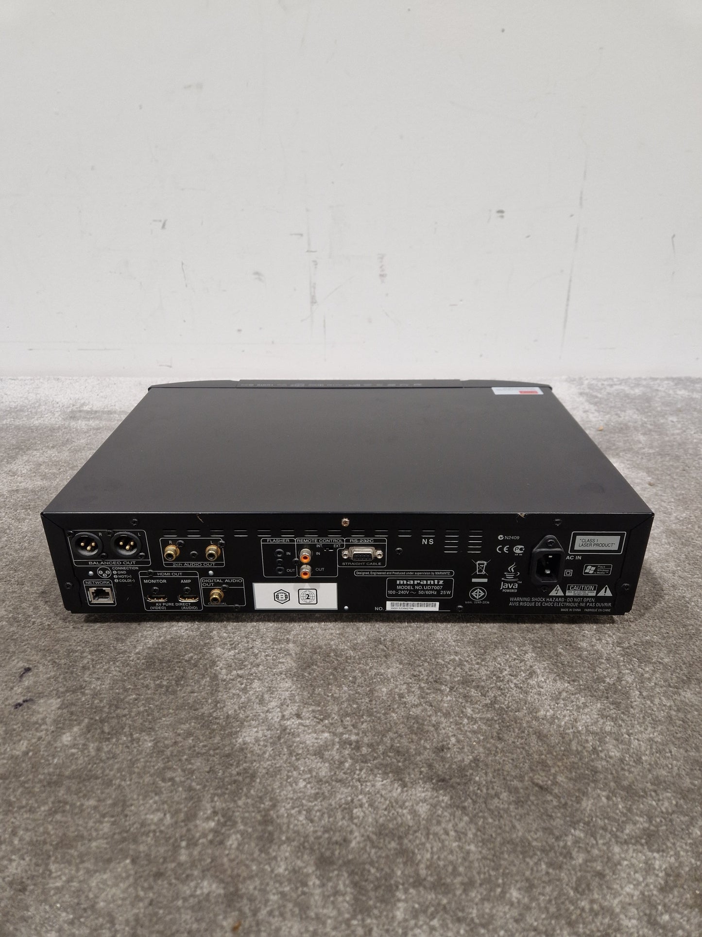 Marantz Blue Ray Player. UD7007 - Audiophile Quality Playback - Fair w/ Power Supply & Remote & cables