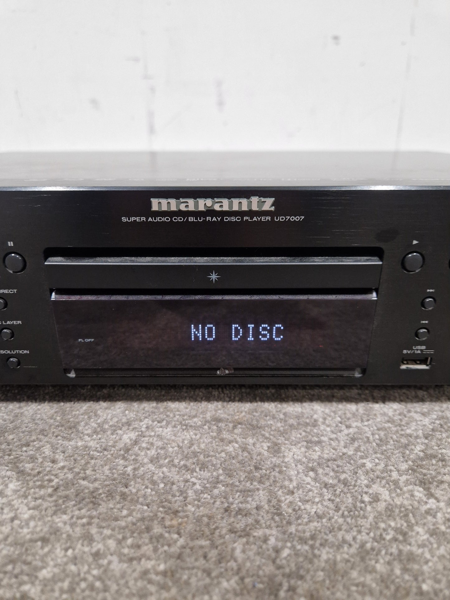 Marantz Blue Ray Player. UD7007 - Audiophile Quality Playback - Fair w/ Power Supply & Remote & cables