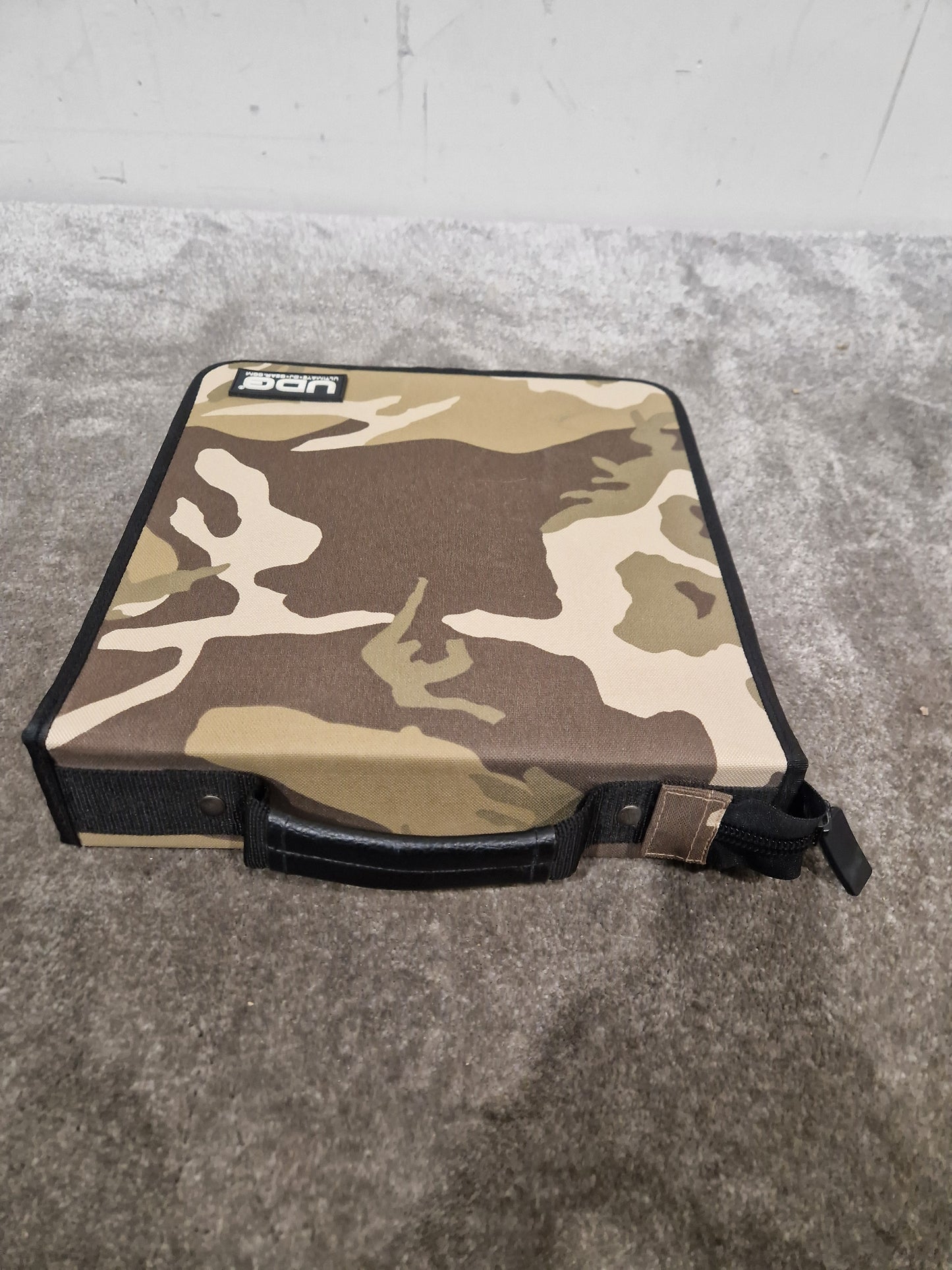 UDG CD Binder Camo - Durable Storage Solution - Excellent