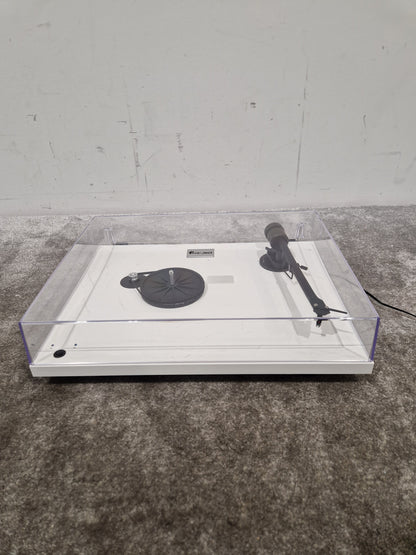 Project T1 Phono SB - Turntable with Preamp - Spares or Repair