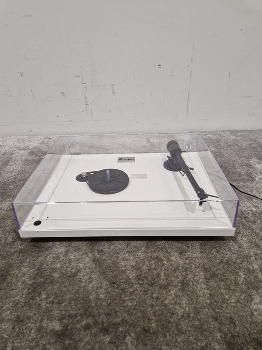 Project T1 Phono SB - Turntable with Preamp - Spares or Repair