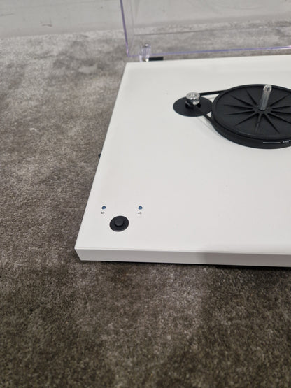 Project T1 Phono SB - Turntable with Preamp - Spares or Repair