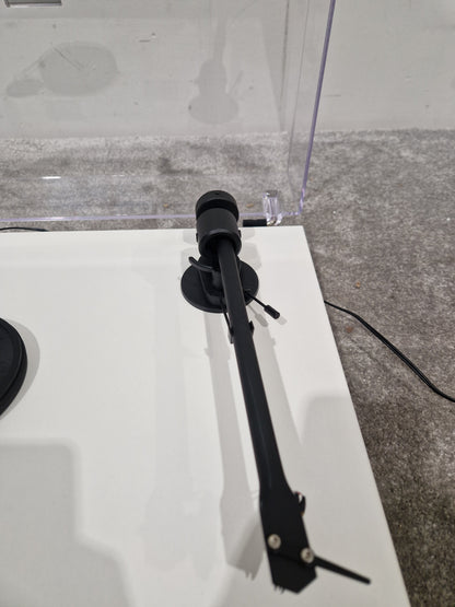 Project T1 Phono SB - Turntable with Preamp - Spares or Repair