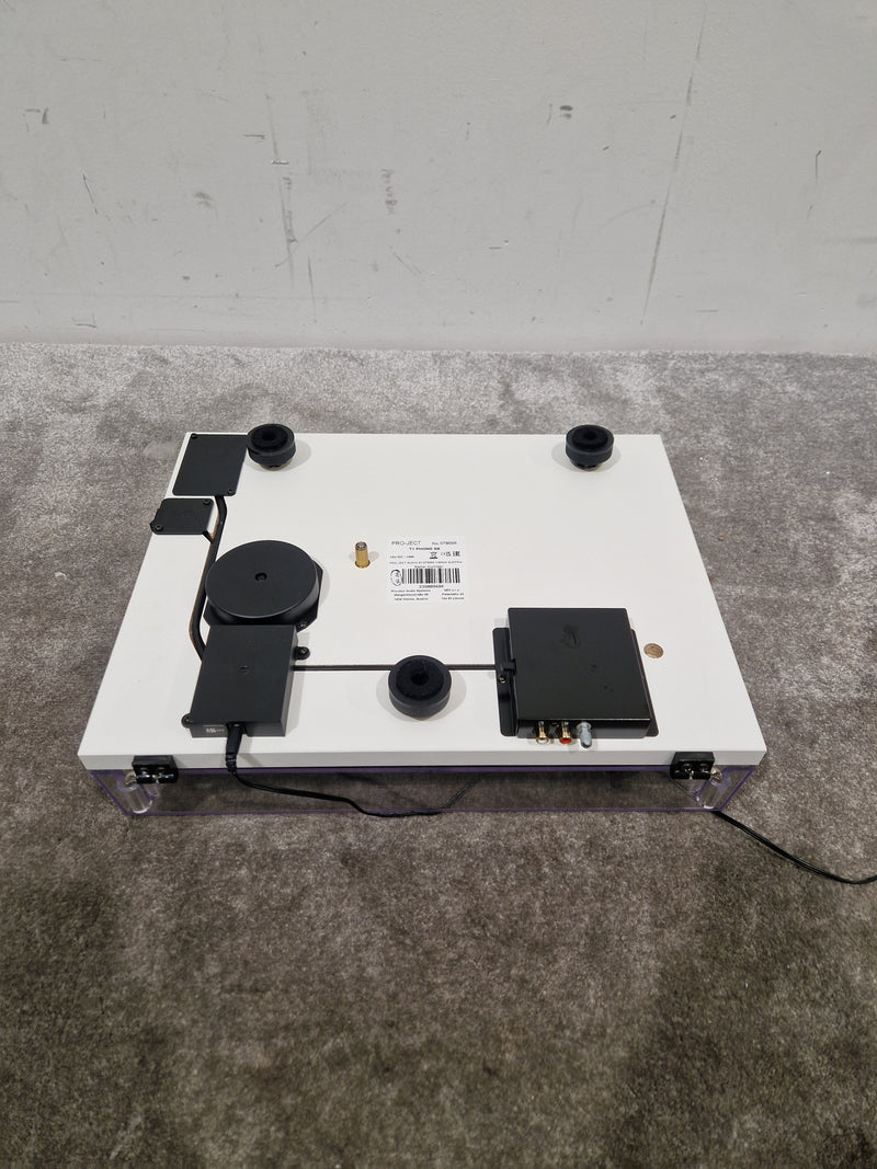 Project T1 Phono SB - Turntable with Preamp - Spares or Repair - Image 13