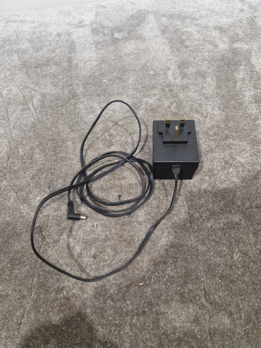 Iomega Aps57er-210 5V Cable - Power Supply Connector - Excellent