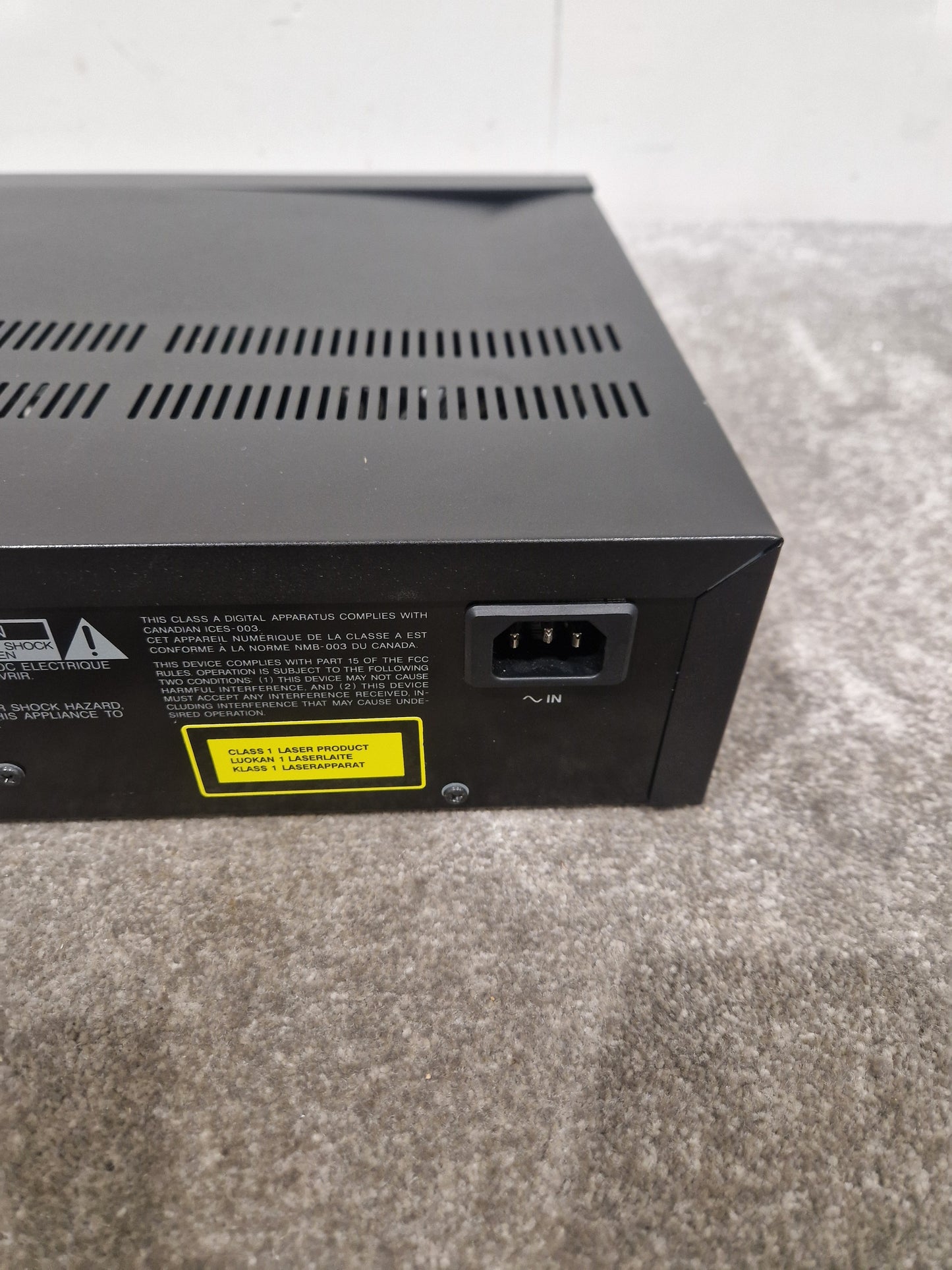 Tascam Cd-Rw900sl - Professional CD Recorder - Fair w/ Power Supply & Remote