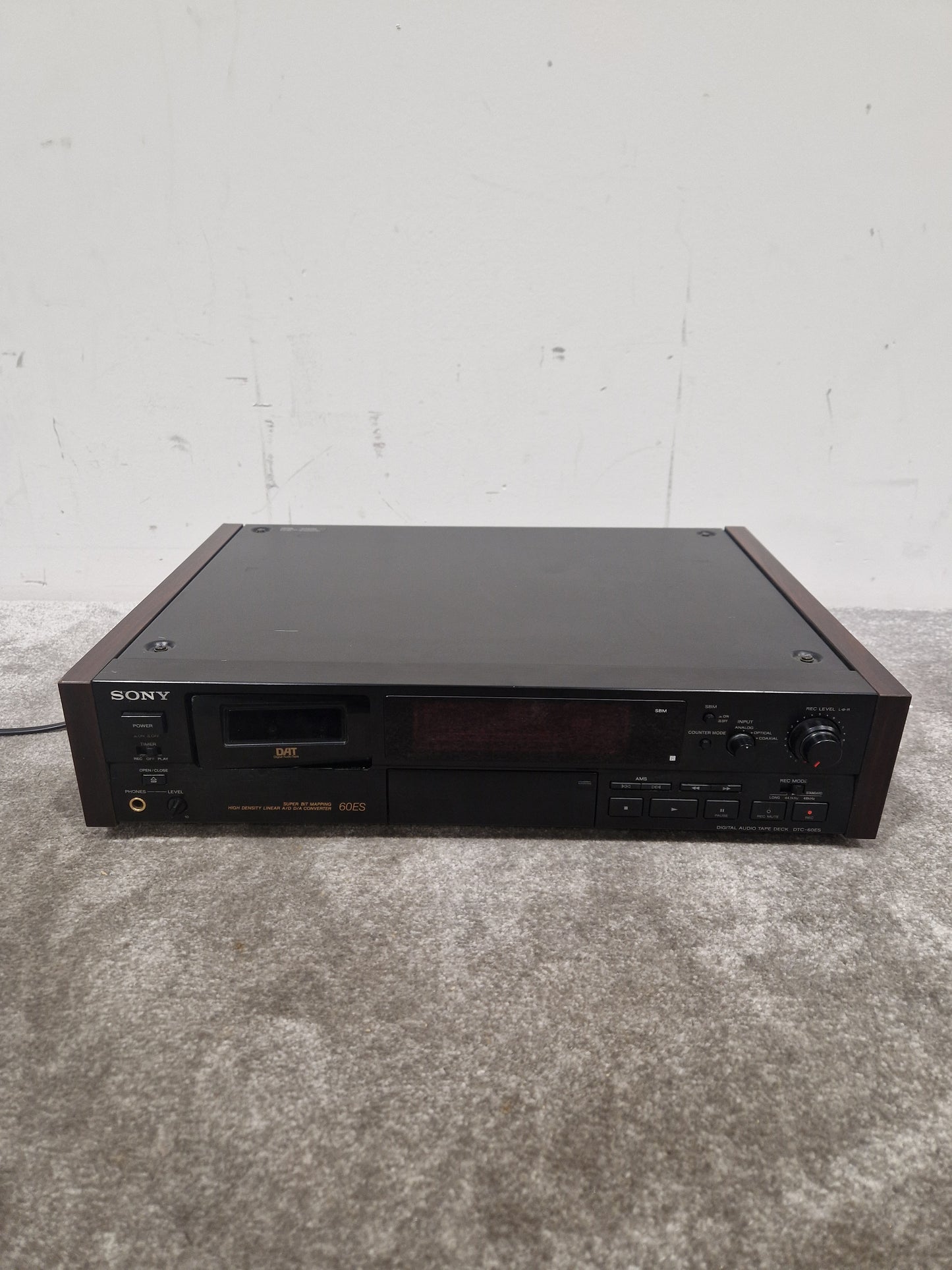 Sony DTS-60ES DAT Recorder - Professional Audio Archiving - Spares or Repair