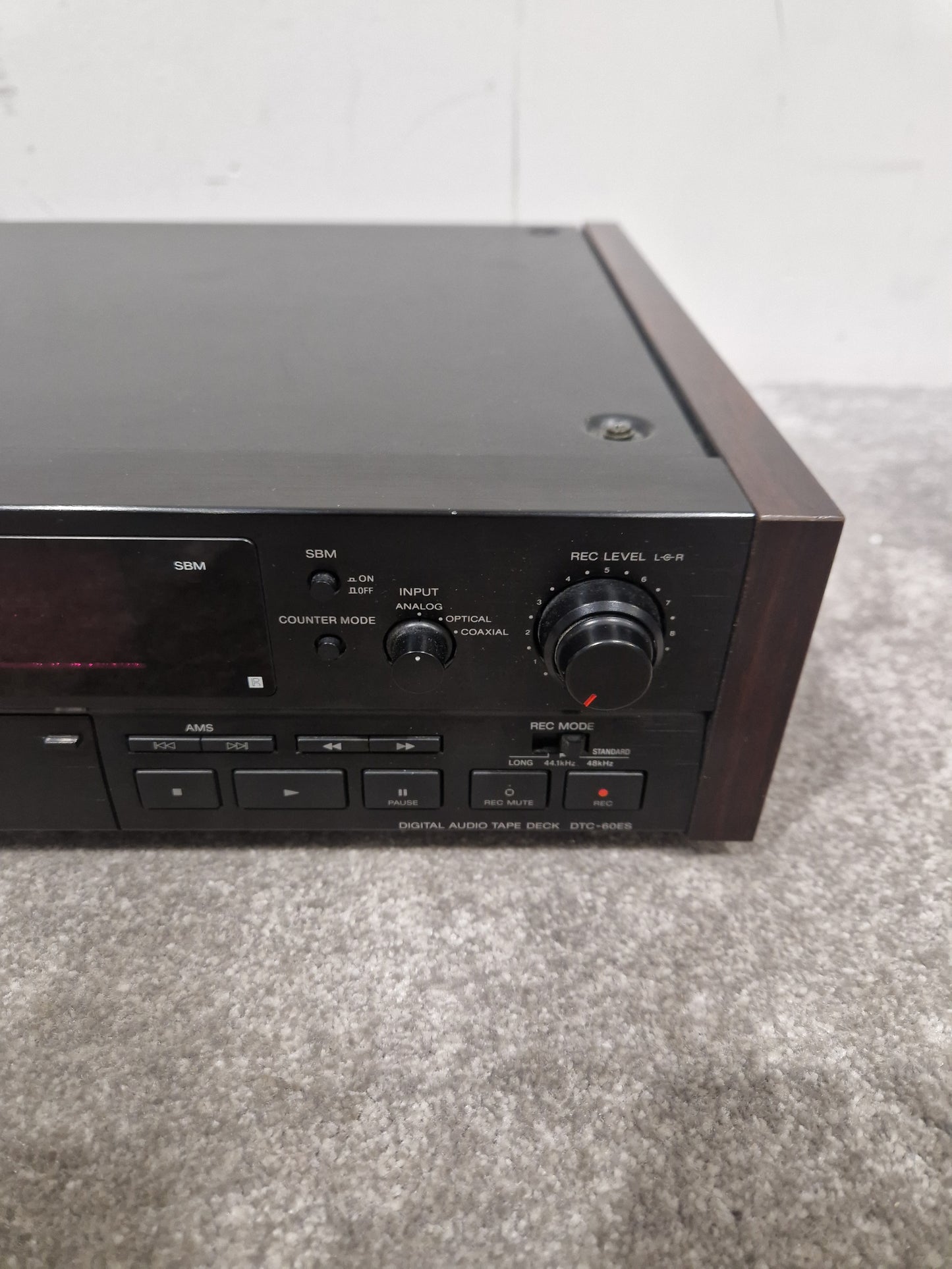 Sony DTS-60ES DAT Recorder - Professional Audio Archiving - Spares or Repair