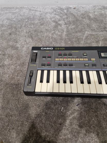 Casio CZ-101 - Compact Digital Synthesizer - Excellent w/ Power Supply