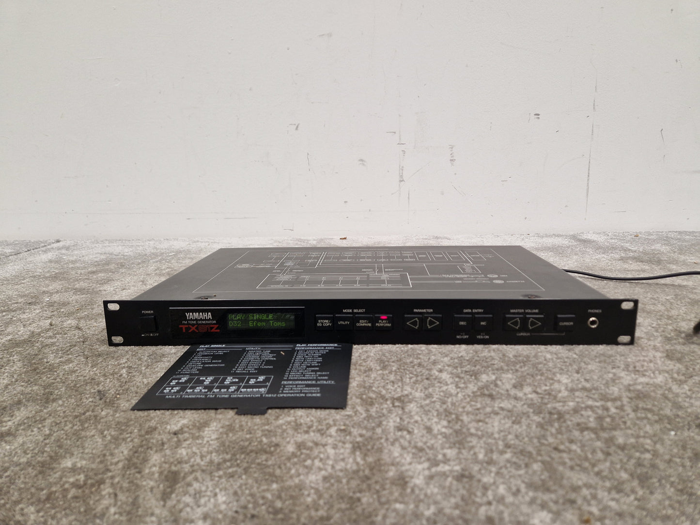 Yamaha TX81Z - FM Synthesizer Module - Excellent w/ Power Supply