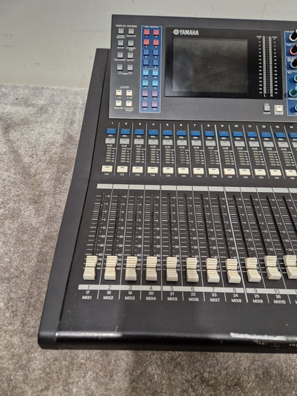 Yamaha LS9-16 - Digital Mixing Console - Excellent