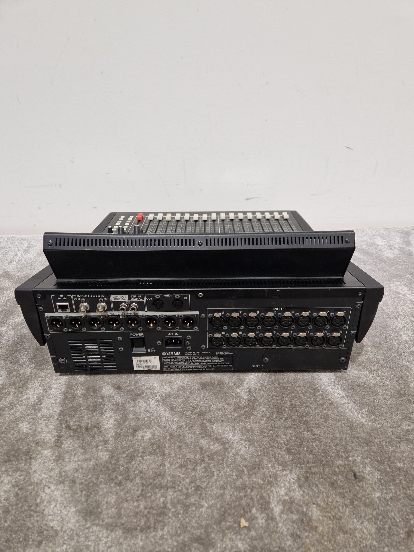 Yamaha LS9-16 - Digital Mixing Console - Excellent