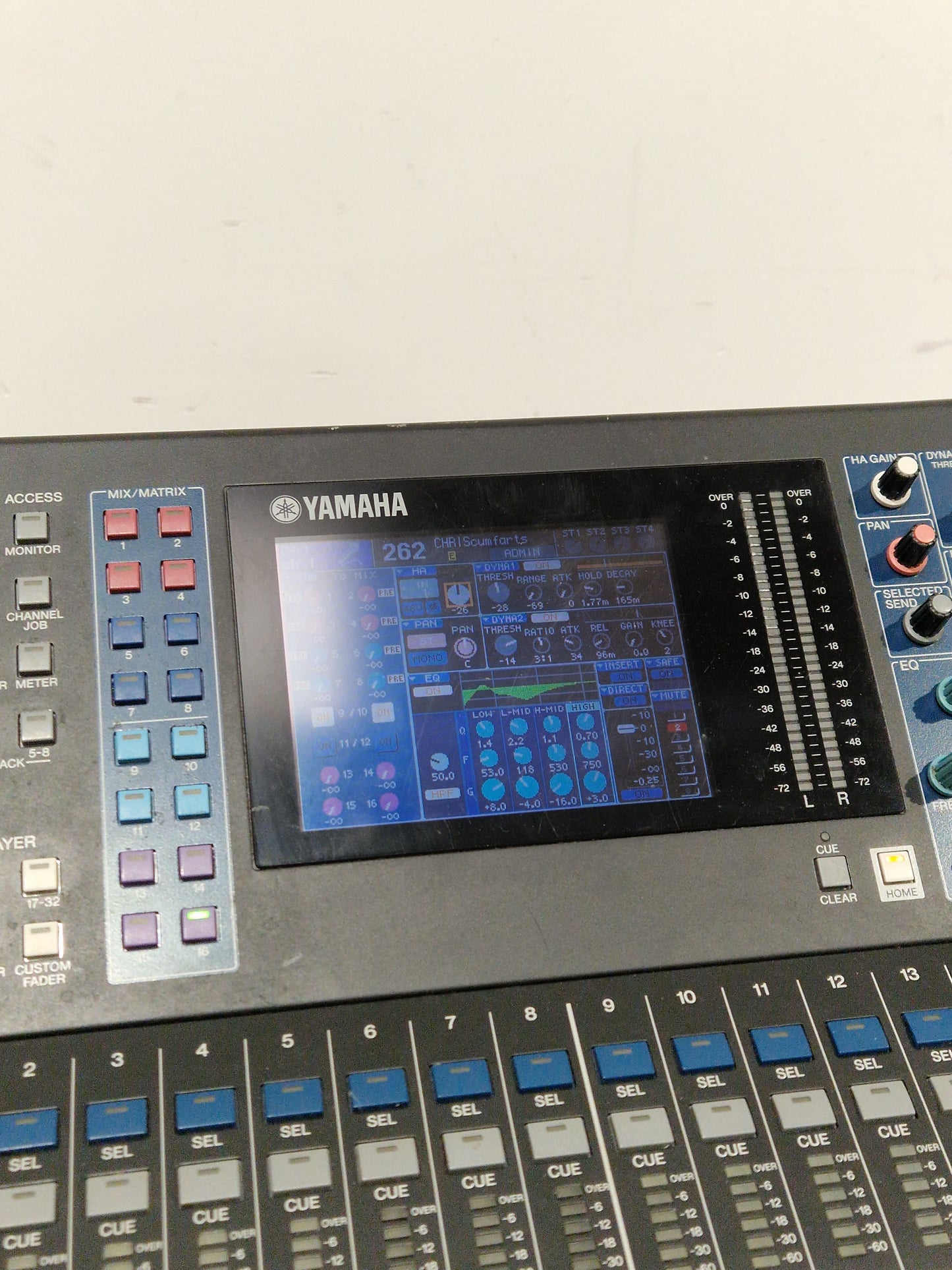 Yamaha LS9-16 - Digital Mixing Console - Excellent