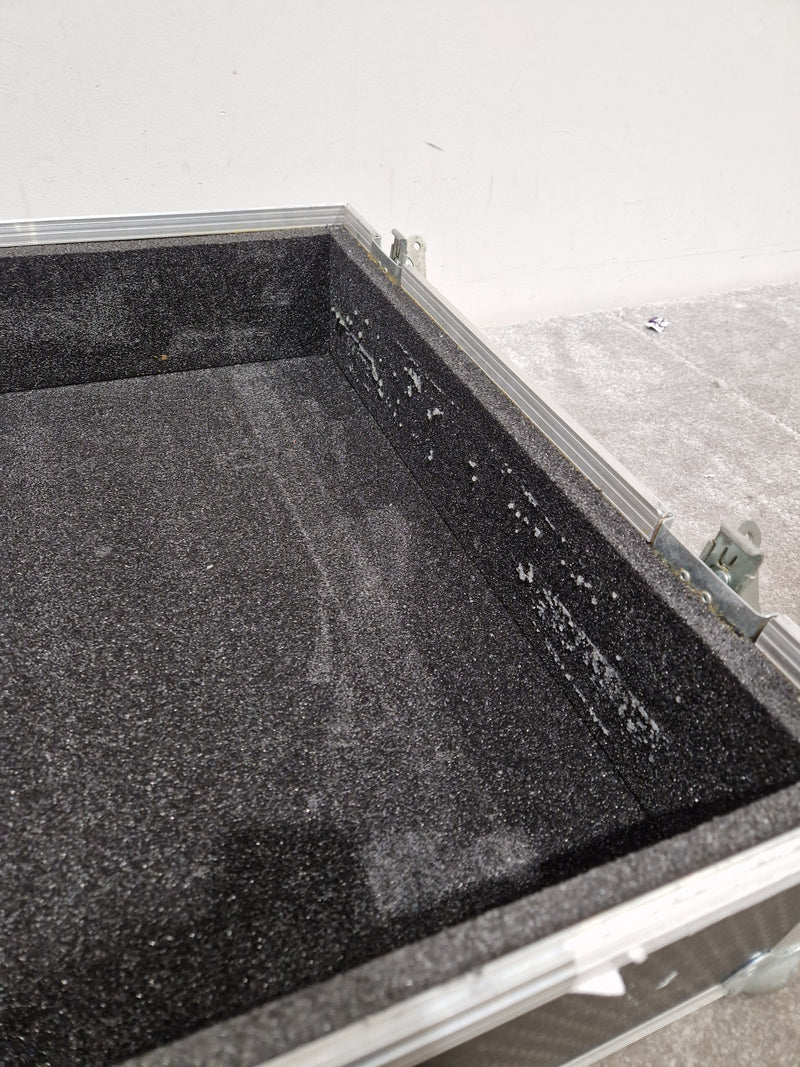 Flight Case Warehouse Flight Case 66cmX24cmX50cm - Heavy-Duty Protection - Excellent - Image 5